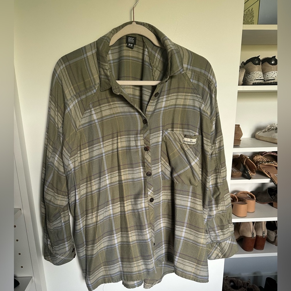 BDG flannel button down shirt. Size M